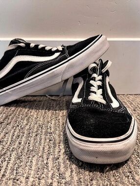 Vans Old Skool Black & White Sneakers